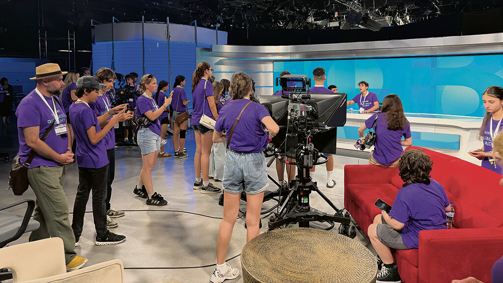 Students at the World ORT Digital Skills Academy visit Bulgarian television networks