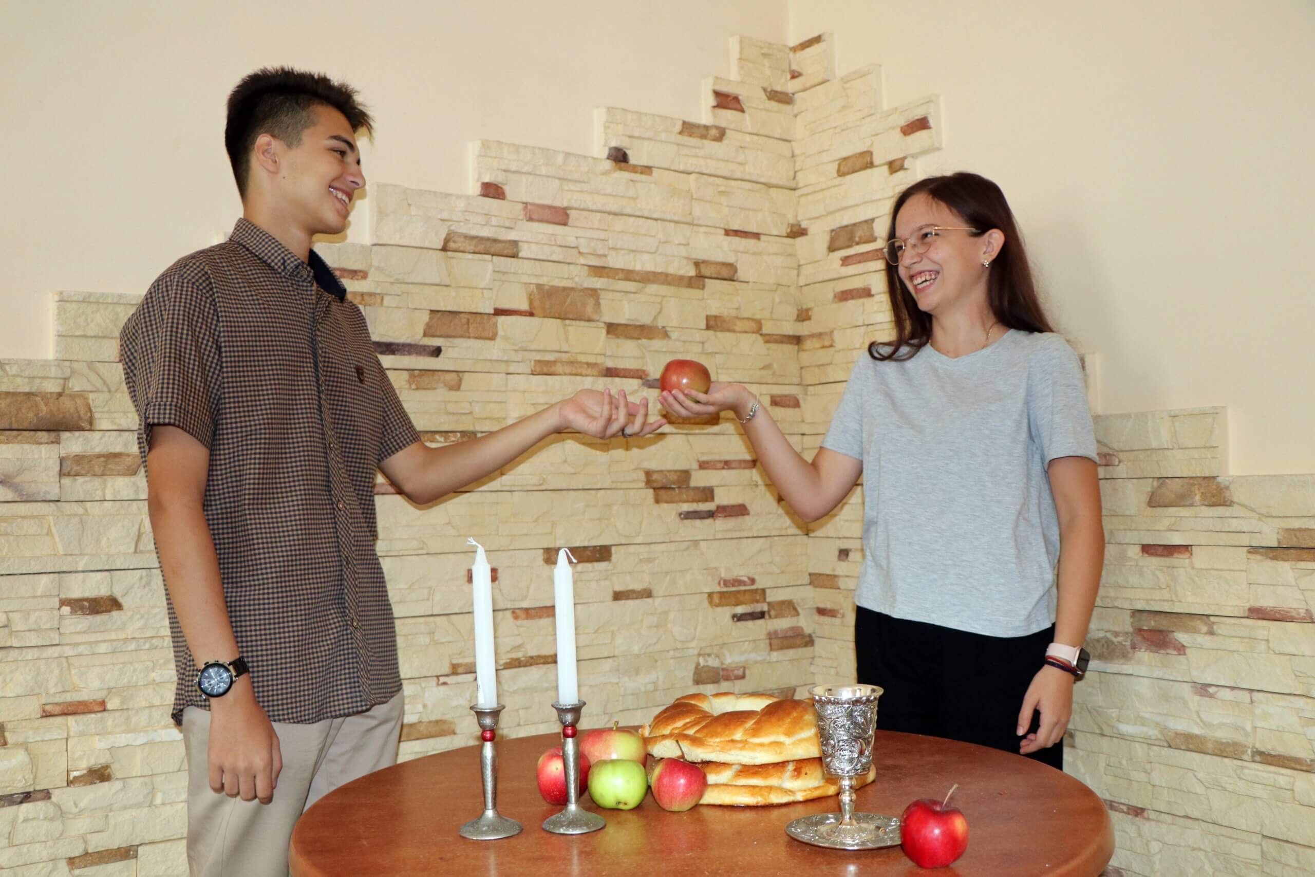 Students at the ORT school in Chernivtsi celebrate Rosh Hashanah